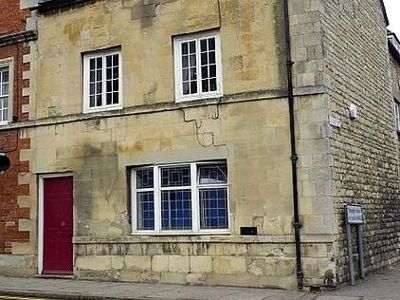 25 St. Paul's Street